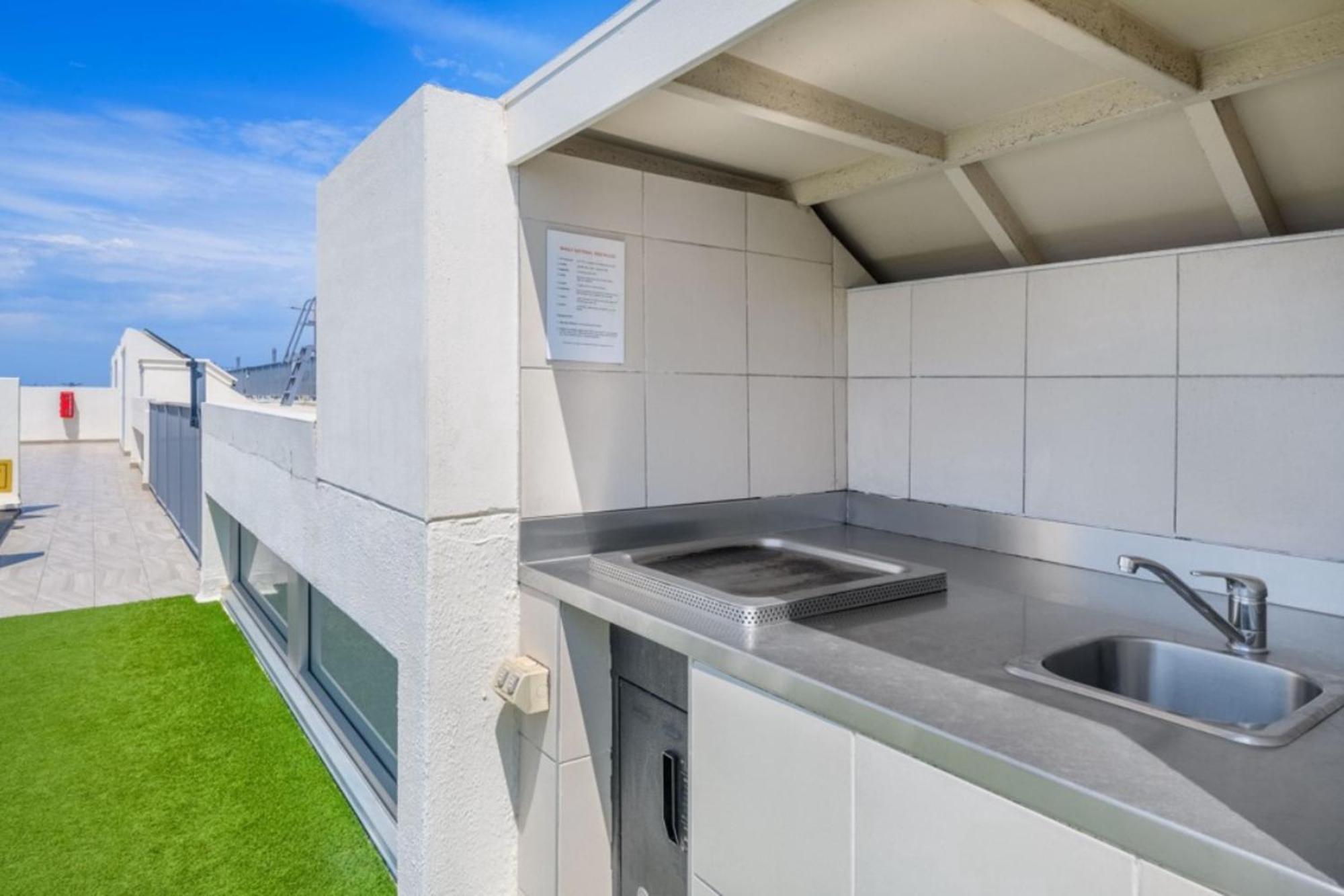Apartamento Stunning Ocean Views With Manly At Your Doorstep Sídney Exterior foto